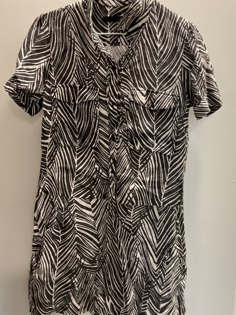 Zara animal printed linen mixed shirt dress, measure 46*87(W*L) CM